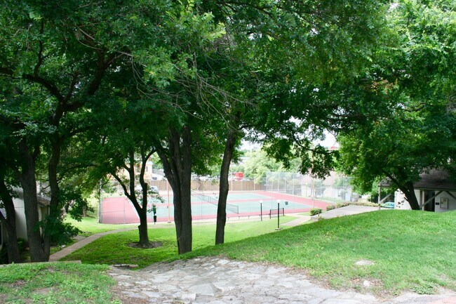 Building Photo - 1750 Timber Ridge Rd