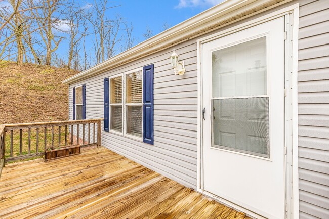 Building Photo - 16114 McGregor Dr