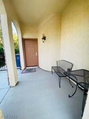 Building Photo - 348 Hanbury Manor Ln