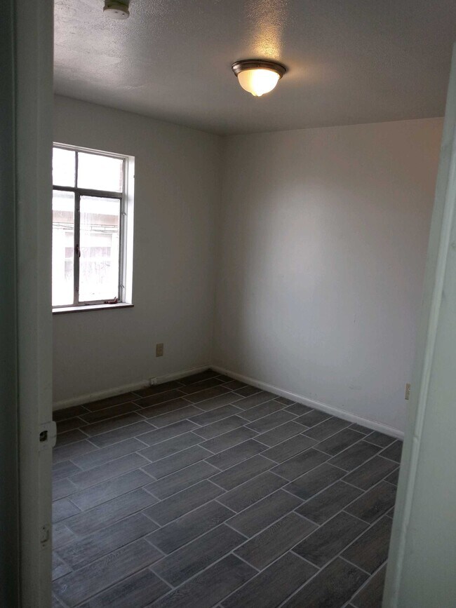 Building Photo - 1821 Alcoy Rd