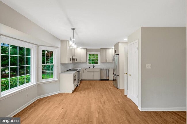Building Photo - 2219 Cedar Mill Ct