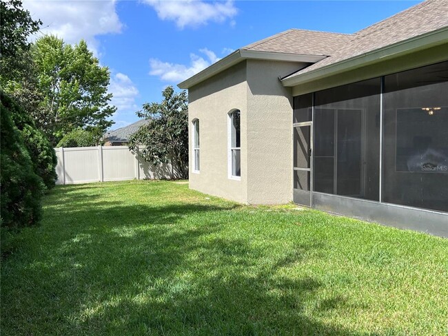 Building Photo - 1713 Winding Oaks Dr