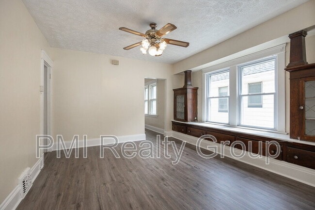 Building Photo - 1459 E 134th St