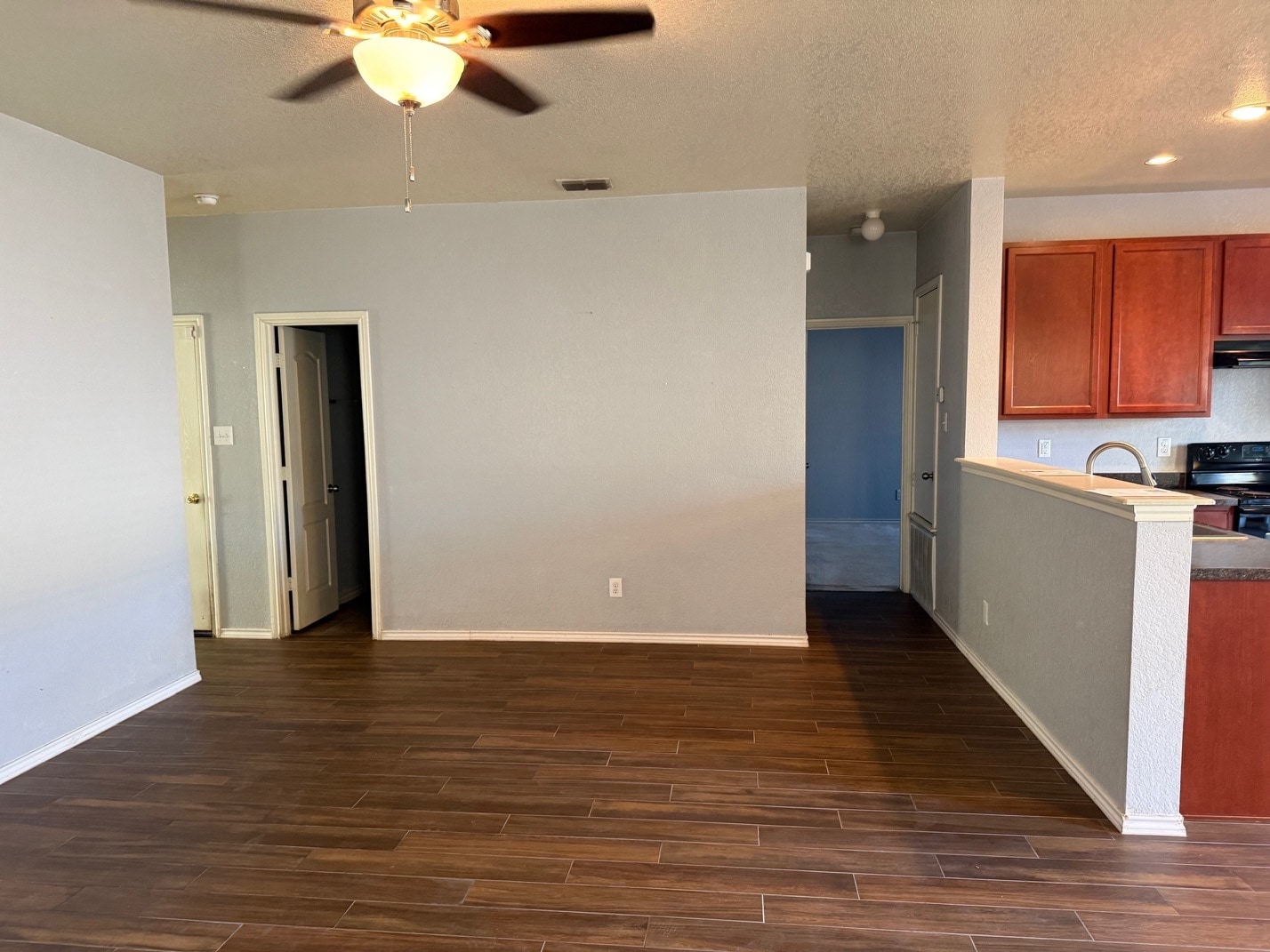 Building Photo - 4714 Dapple Dr