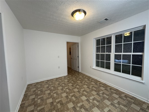 Building Photo - 600 Indian Trail