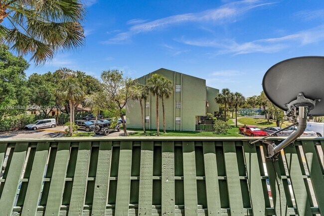 Building Photo - 8911 NW 28th Dr