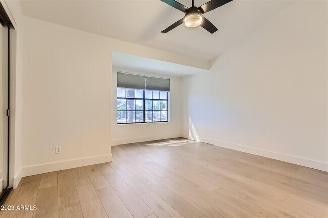 Building Photo - 3930 W Monterey St