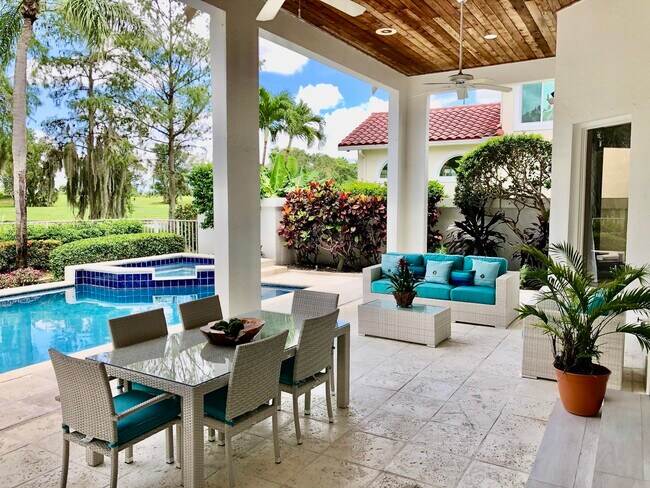 Building Photo - 2313 Golf Brook Dr