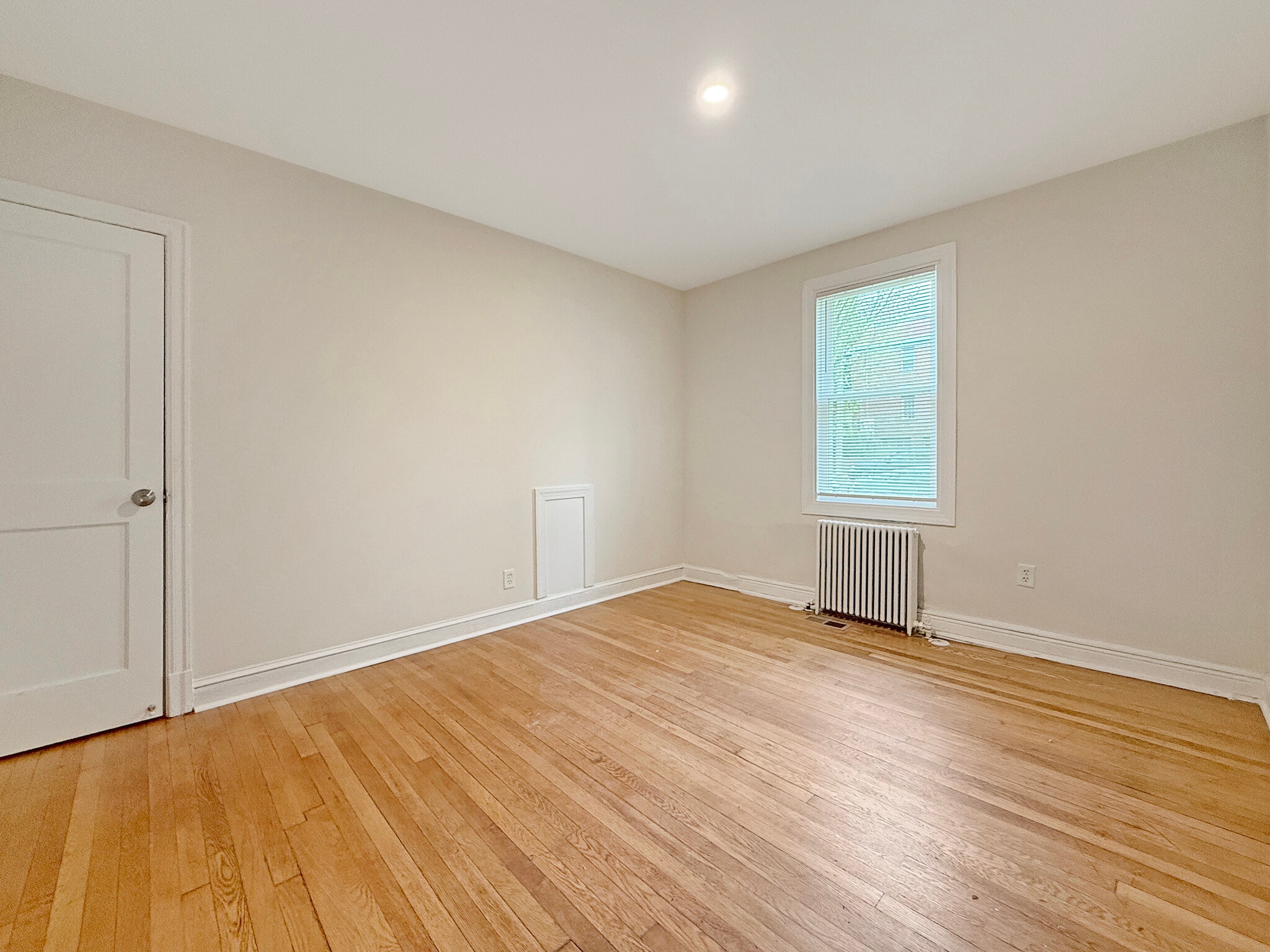 Building Photo - 4800 3rd St NW