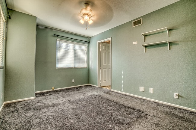 Building Photo - 25624 Wordsworth Ln