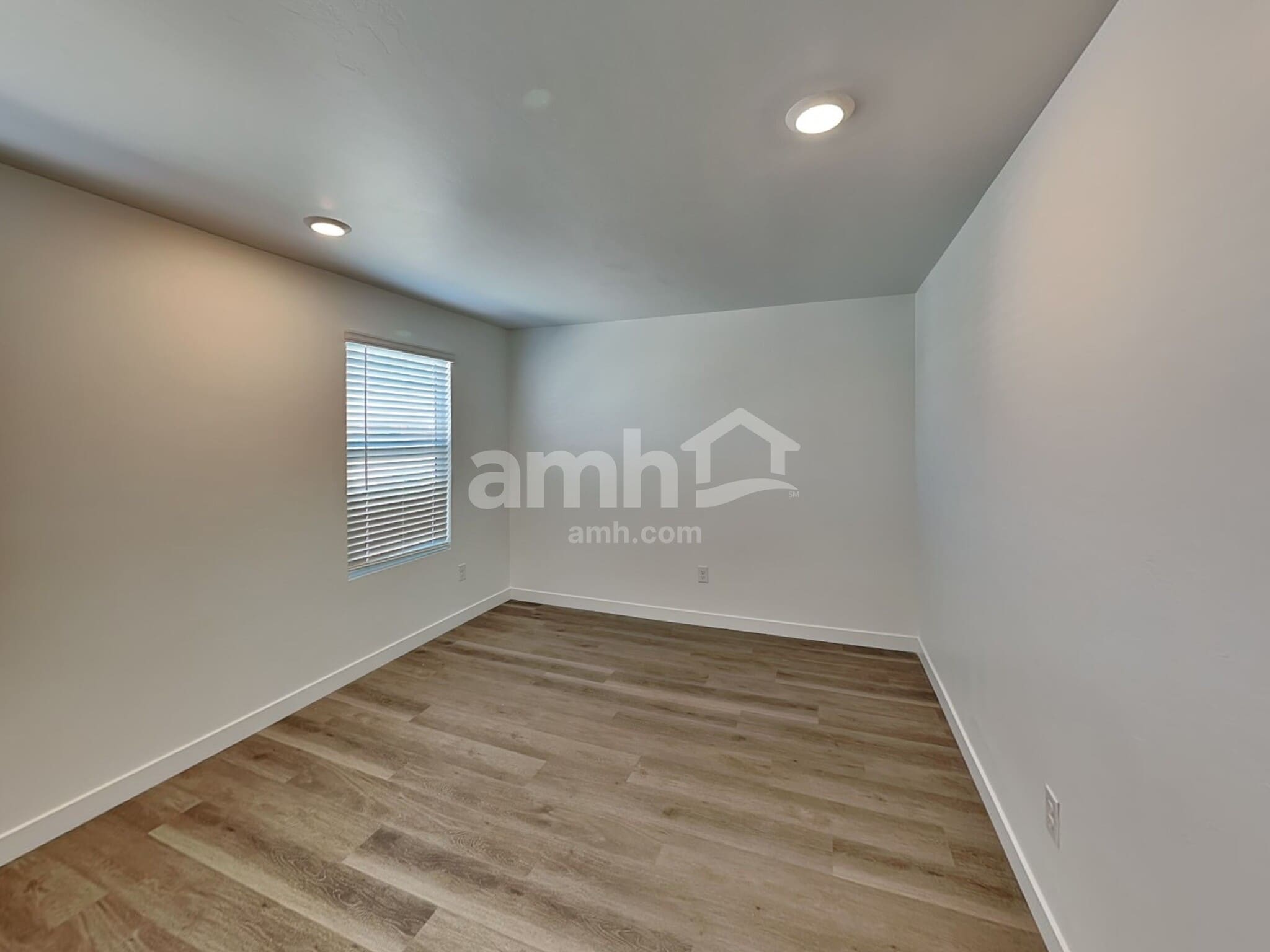 Building Photo - 6564 E Paseo Alga