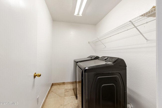 Building Photo - 7223 E Kramer St