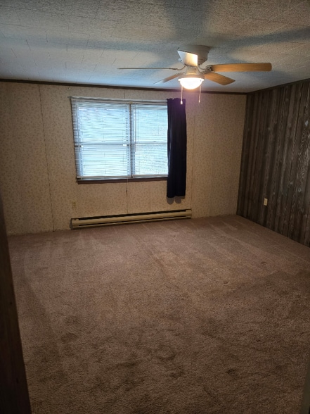 Building Photo - 7674 Pine Branch Rd