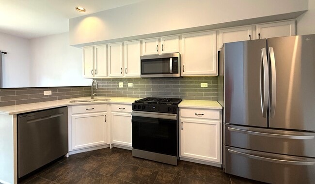 Building Photo - 924 Park Hill Cir