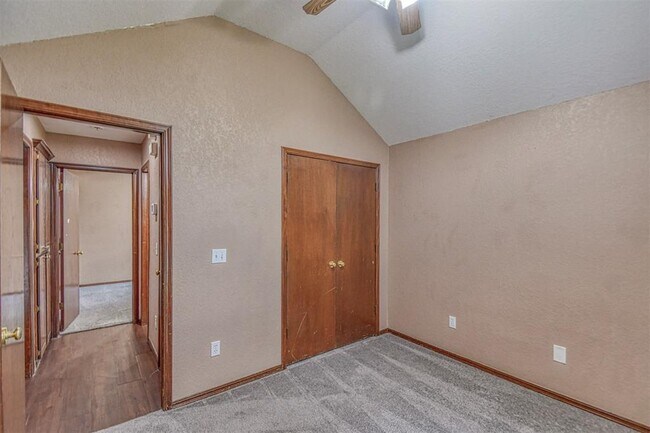 Building Photo - 313 Southwest 141st Street