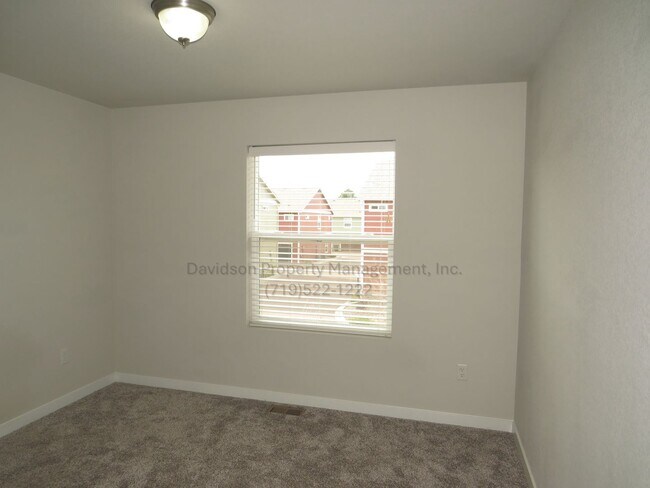 Building Photo - Spacious 3-Bedroom Townhouse Located in Security-Widefield