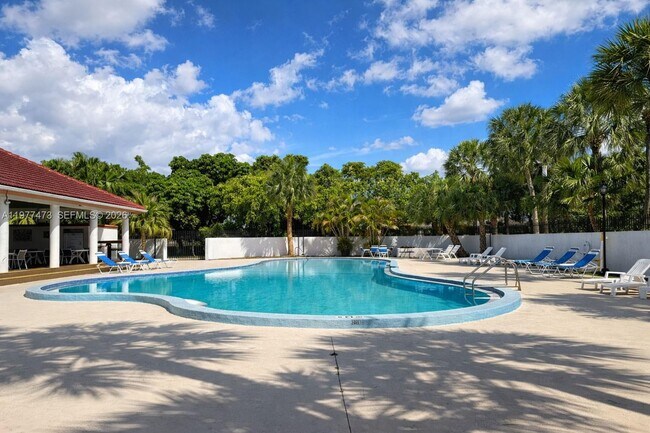 Building Photo - 7525 SW 153rd Pl