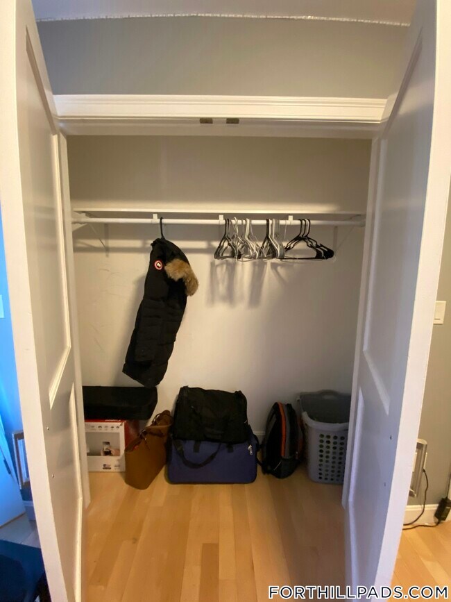 Building Photo - 31-33 Thornton St.