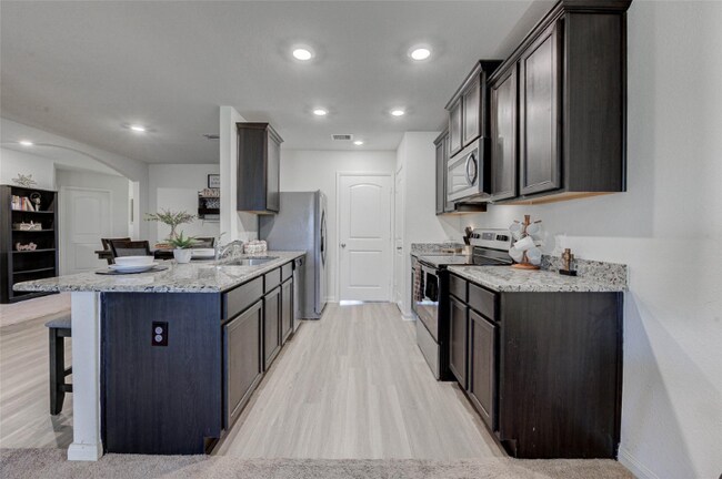 Building Photo - 20923 Solstice Point Dr