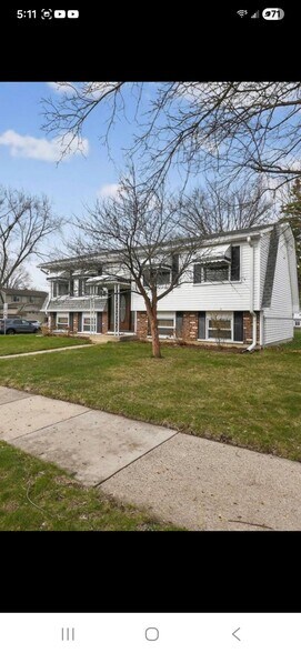Building Photo - 9187 Sheldon Rd