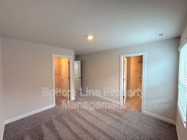 Building Photo - 629 Cranford Dr