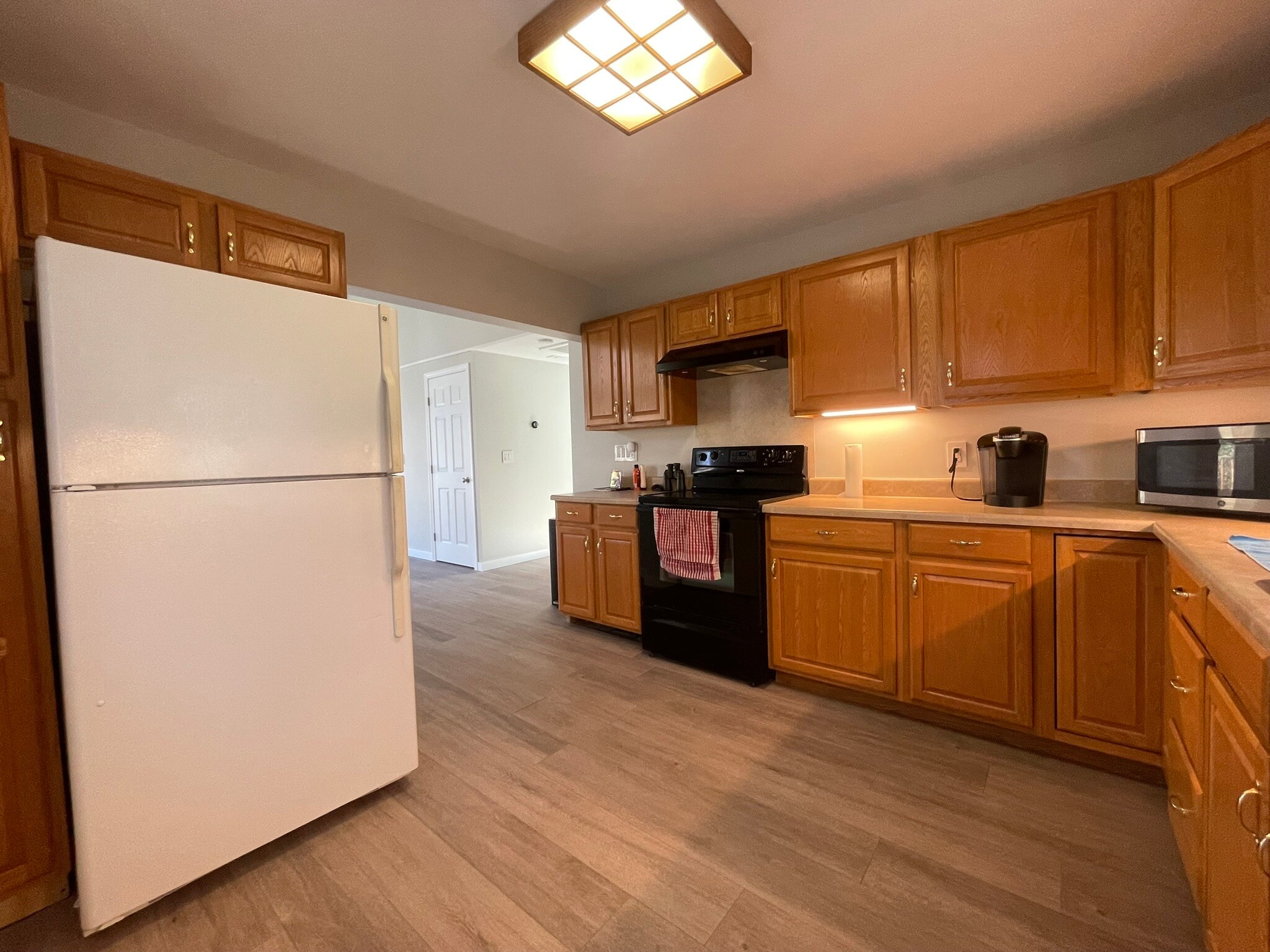 Building Photo - 832 VT-15