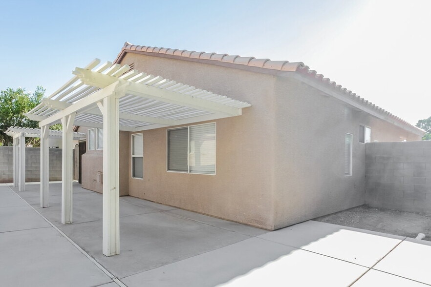Building Photo - 6813 Tartarus St
