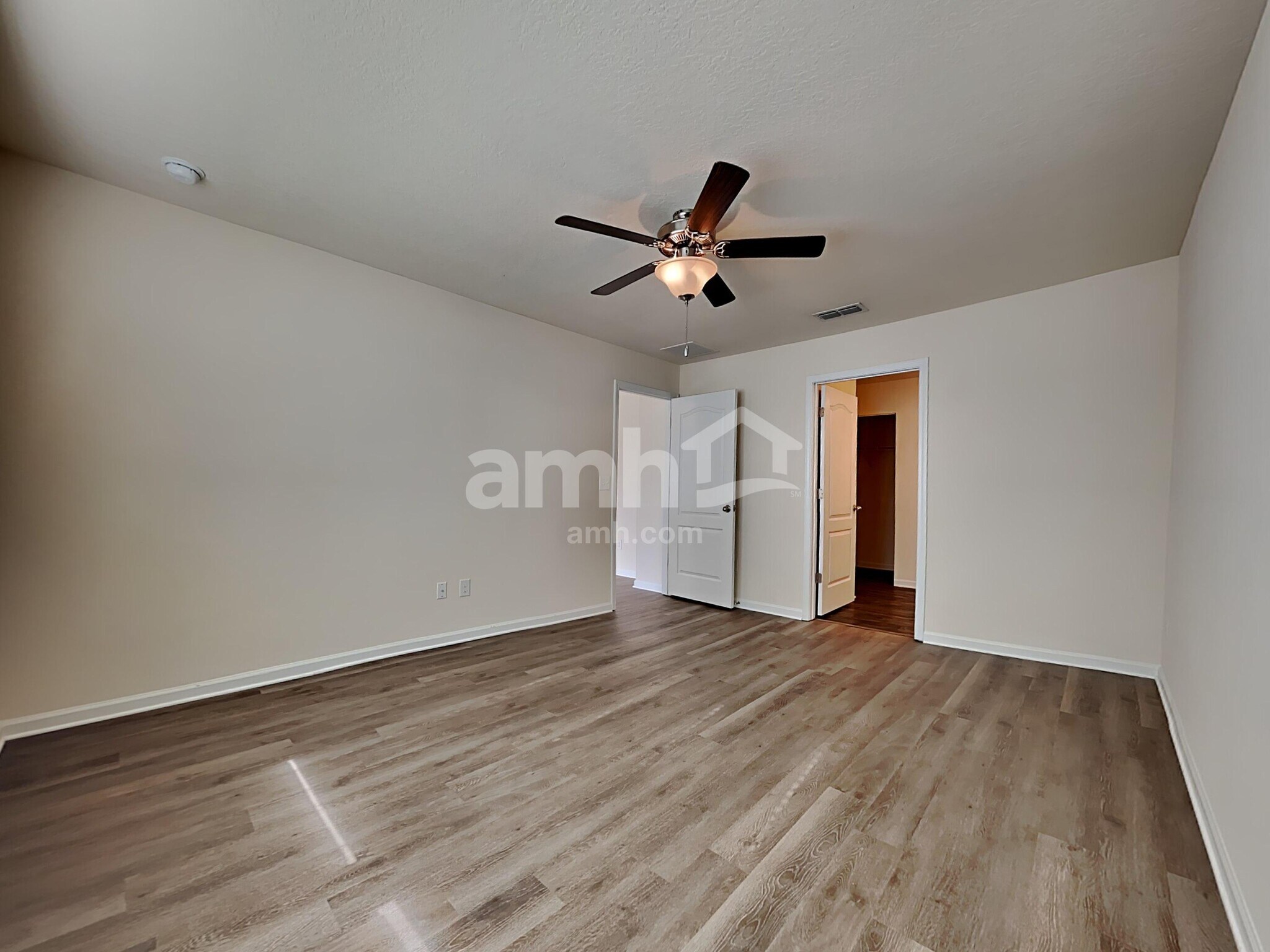 Building Photo - 3462 Lynn Ct