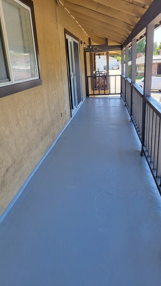 Building Photo - 26214 President Ave