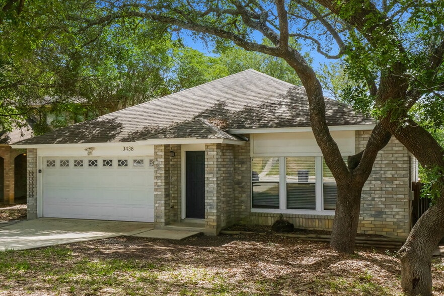 Building Photo - 3438 Maitland