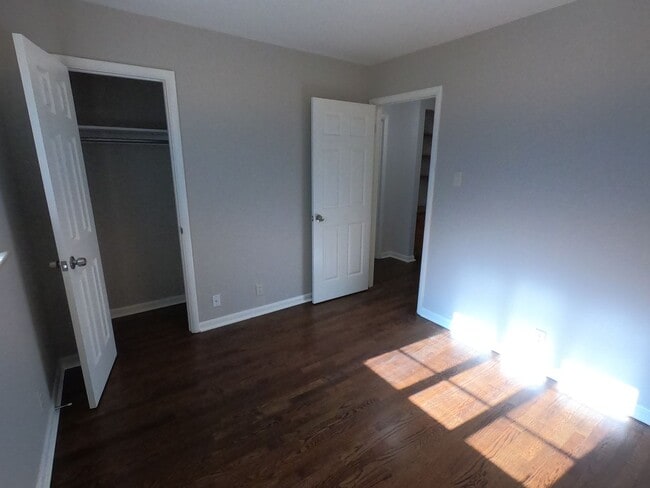 Building Photo - Beautifully remodeled 3 bed 2.5 bath house in Broomfield
