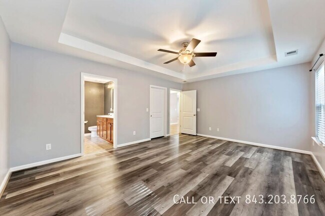 Building Photo - 341 Drayton Pl Dr