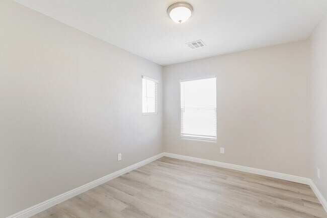 Building Photo - 7546 Wentworth Springs Ct