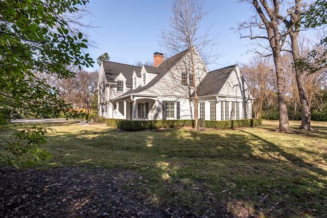 Building Photo - 8530 Jourdan Way