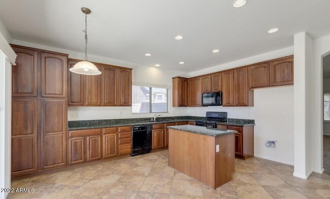 Building Photo - 4809 W Darrel Rd