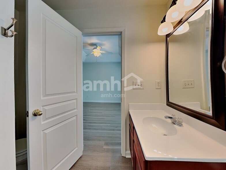 Building Photo - 11616 Truan Ln