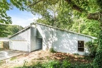 Building Photo - 446 Ridgetop Dr NW