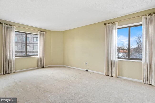 Building Photo - 19355 Cypress Ridge Terrace