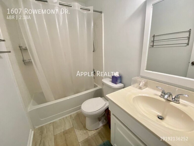 Building Photo - 1607 Rowemont Dr