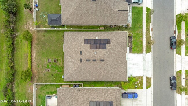 Building Photo - 4471 Holstein St