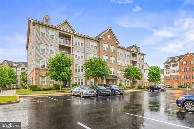 Building Photo - 6501 Walcott Ln