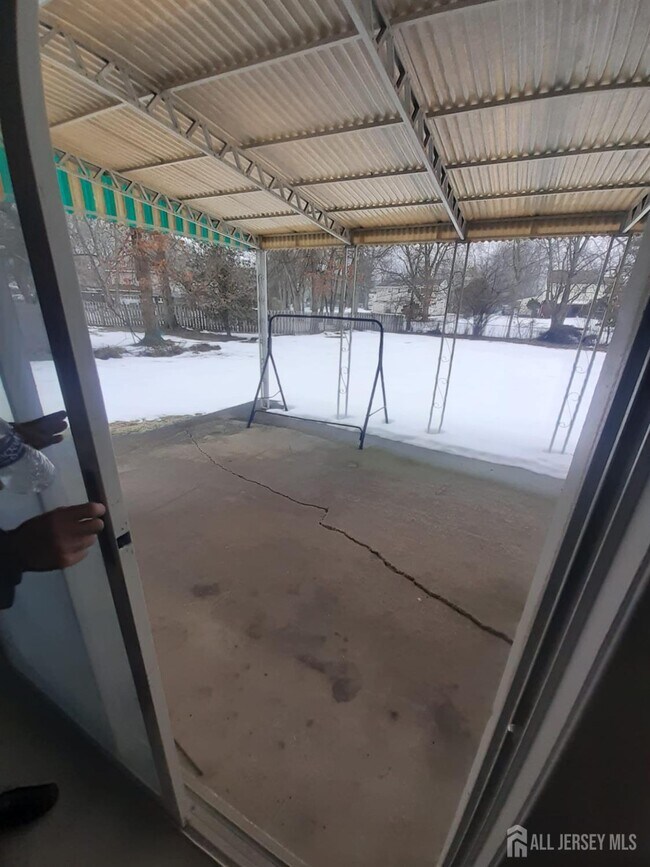 Building Photo - 1776 Oak Tree Rd