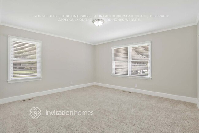 Building Photo - 4108 Campbell St NE