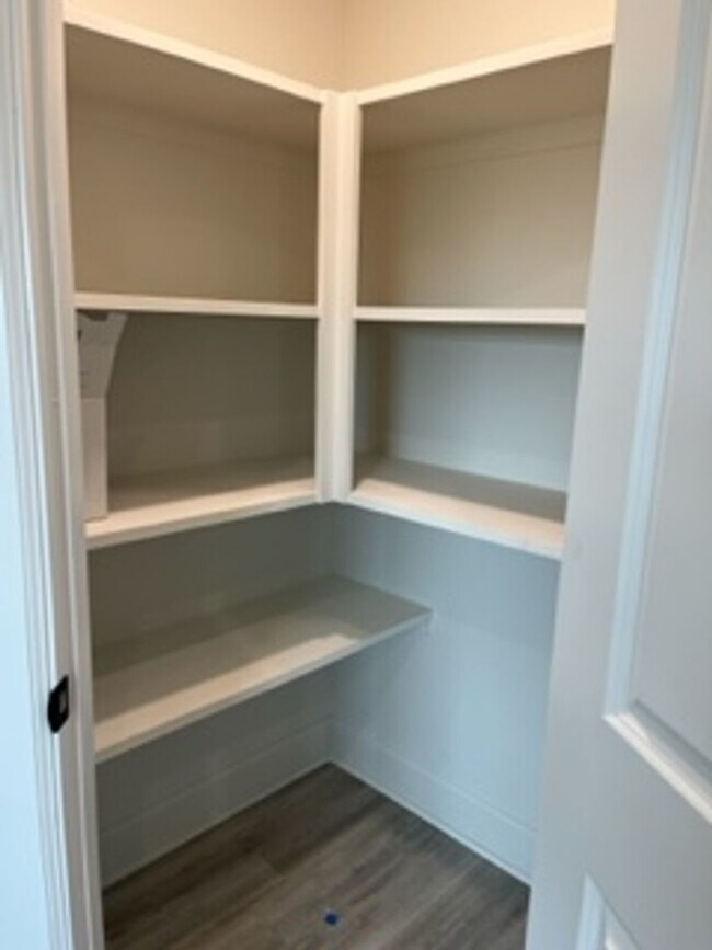 Building Photo - FIRST MONTH FREE - Beautiful New Home!