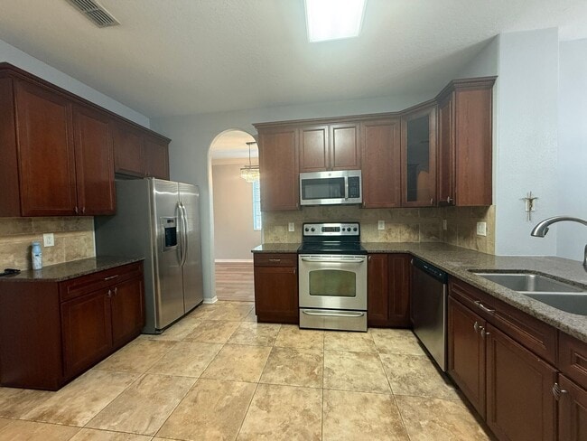 Building Photo - Land O'Lakes POOL home with Lakeviews!