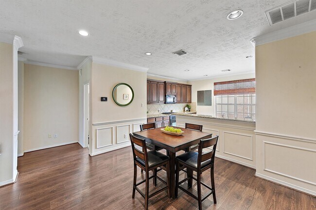 Building Photo - 7818 Stoneyway Dr