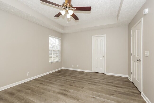 Building Photo - 1295 Tiree Dr