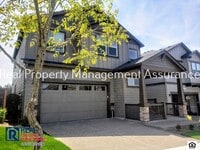 Building Photo - 16870 SW Rockhampton Ln