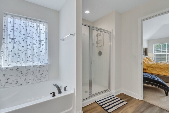 Building Photo - COMING JUNE 2026! (Pet Friendly)