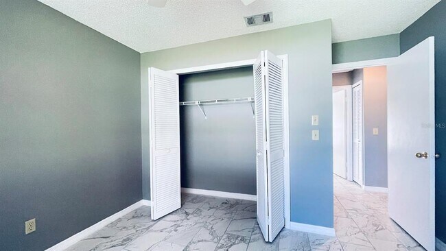 Building Photo - 6807 Galle Ct